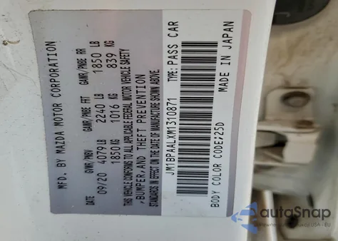 2021 Mazda 3 z USA, uszkodzony, nr VIN JM1BPAALXM1310871